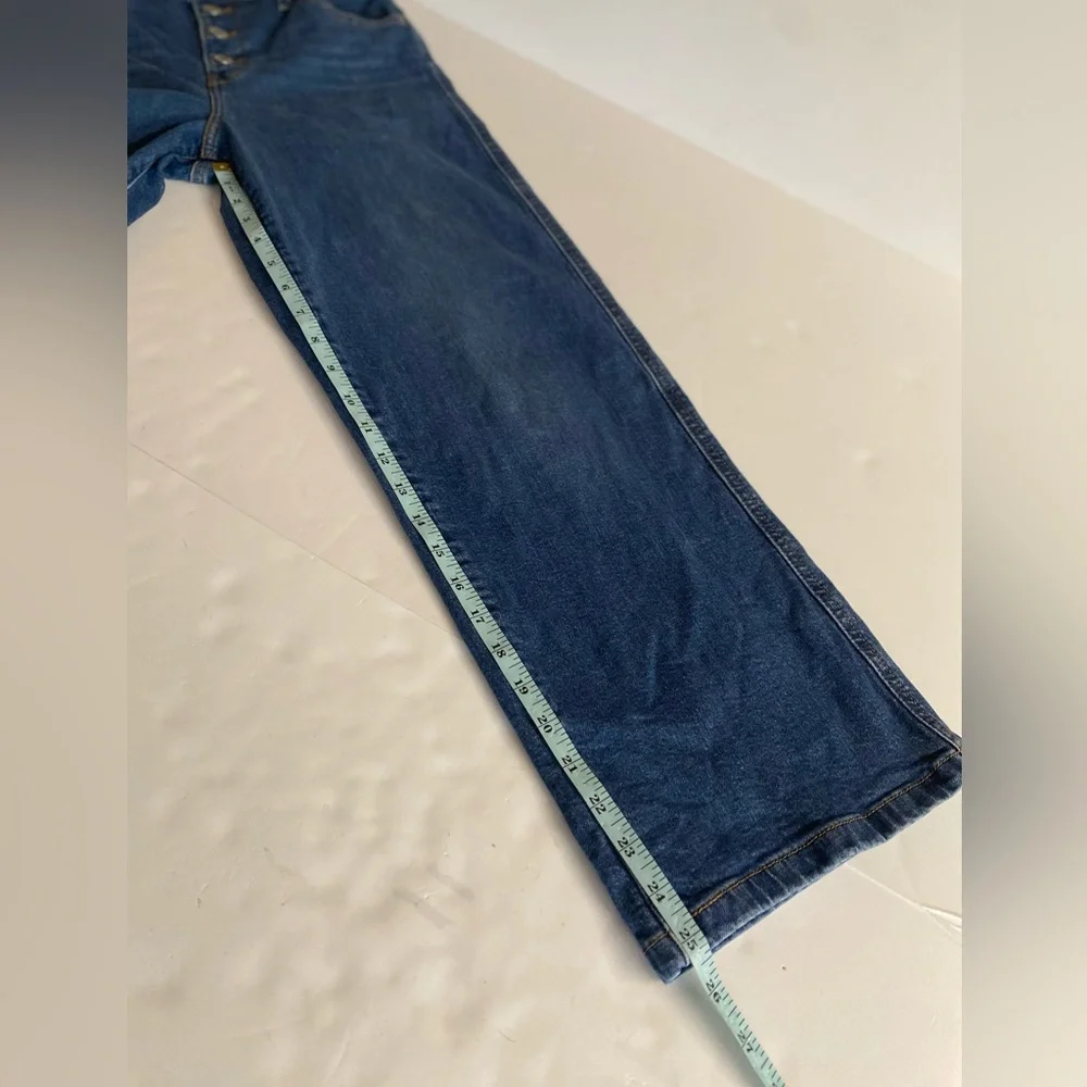 Levi’s Mile High Cropped Wide Leg Button Fly Jeans in great condition.Size 26 - Picture 13 of 16